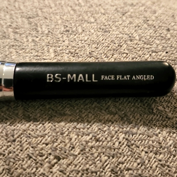 BS-Mall Face Flat Angled Brush - Picture 3 of 3